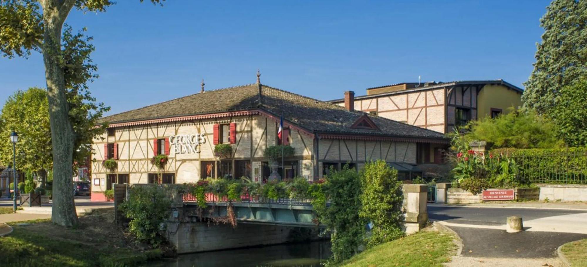 L'Ecrin Vert - 150M Restaurant 3 Etoiles - Climatisation Vonnas Exterior foto